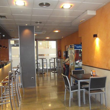 Hostal Cafeteteria Goya Barbastro Exteriér fotografie