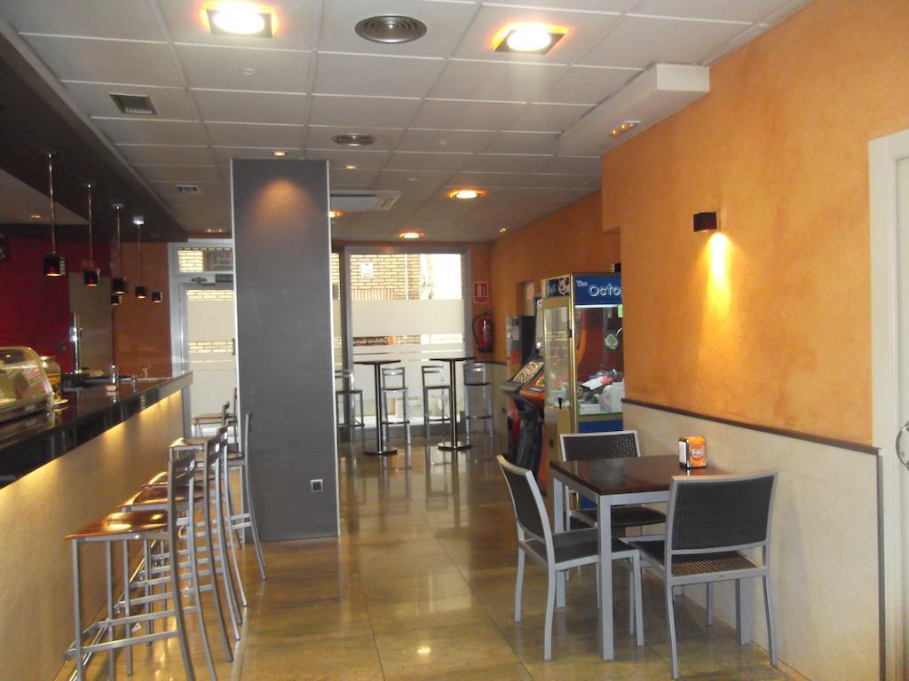 Hostal Cafeteteria Goya Barbastro Exteriér fotografie